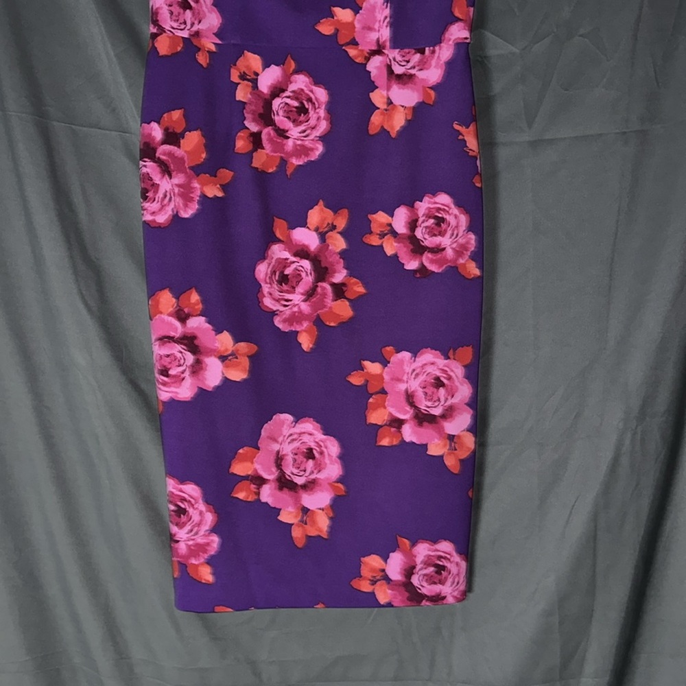 Purple floral dress - Picture 3 of 11